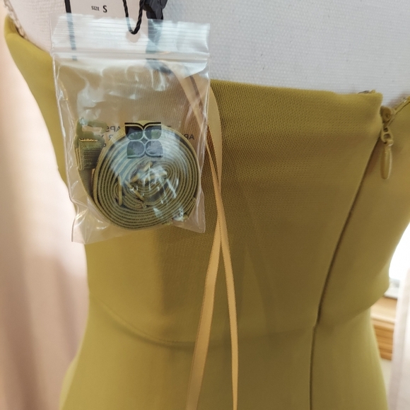 NWT! Elegant Olive Green Strapless Evening Gown. Wedding. Prom. Special Size S - Picture 9 of 13